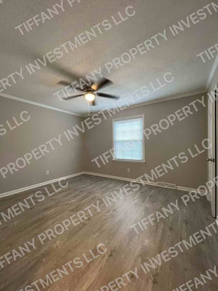 295 Hatley Cir Ne #4 - Photo 5 of 14