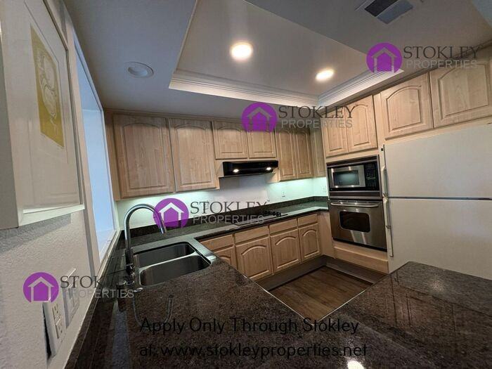 1317 Canyonwood Ct - Photo 6 of 46