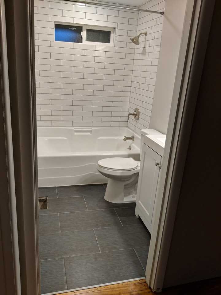305 Se Atwood Ave #NA - Photo 6 of 10