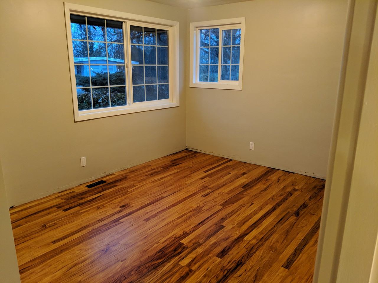 305 Se Atwood Ave #NA - Photo 7 of 10