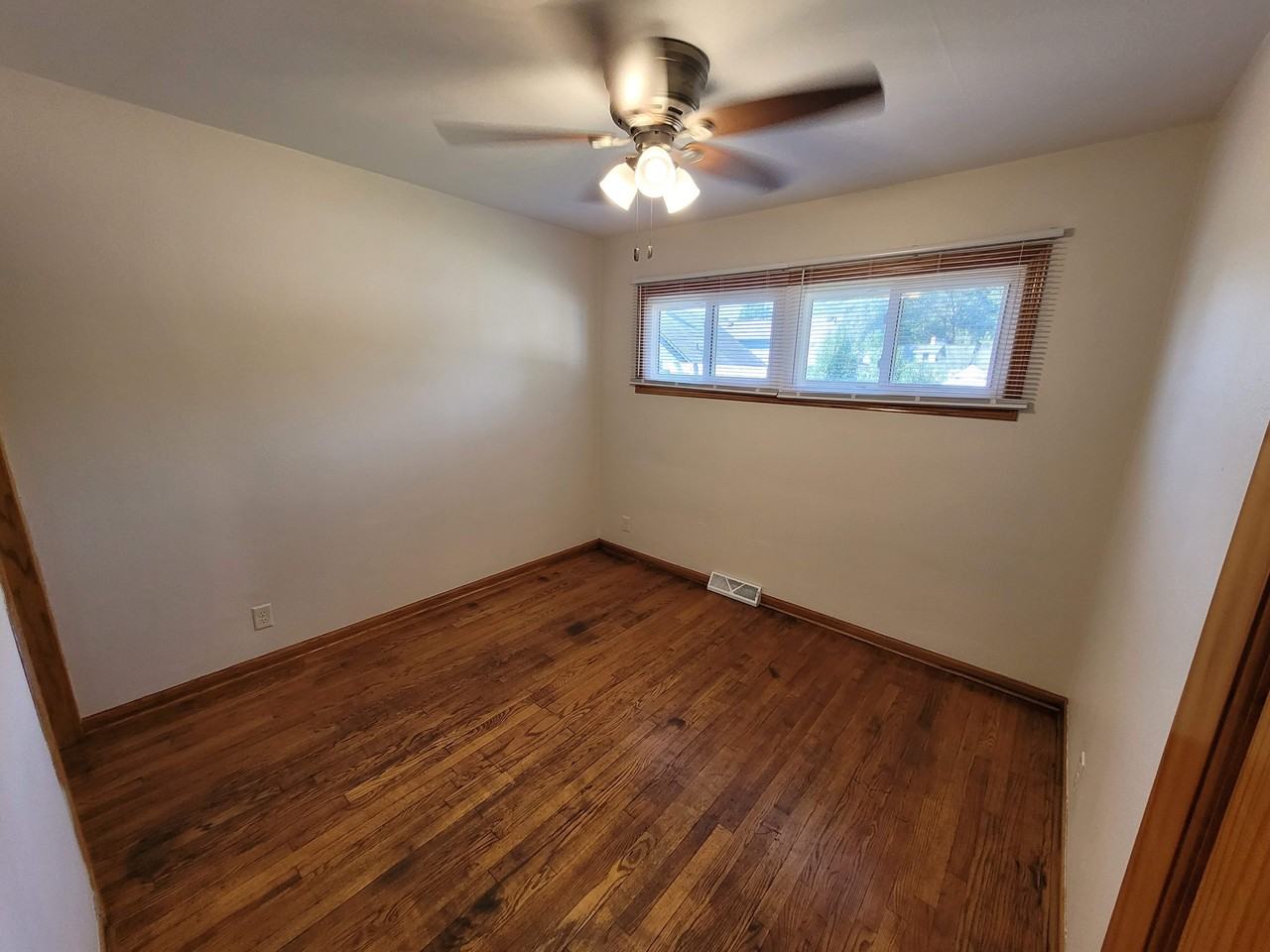 810 Townline Ave #NA - Photo 3 of 9
