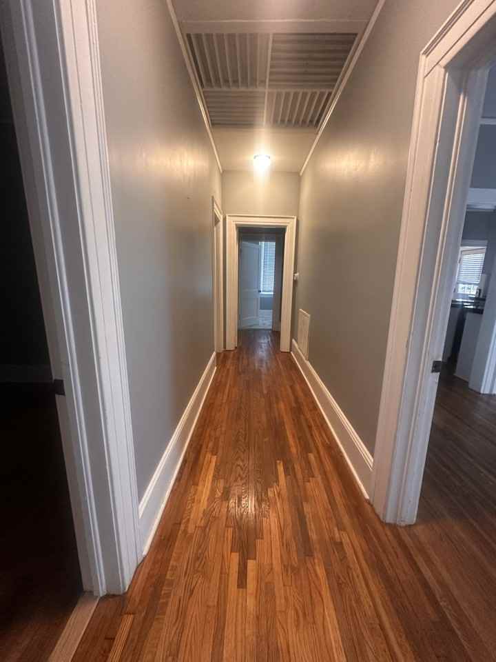 1929 Graham St #NA - Photo 5 of 11