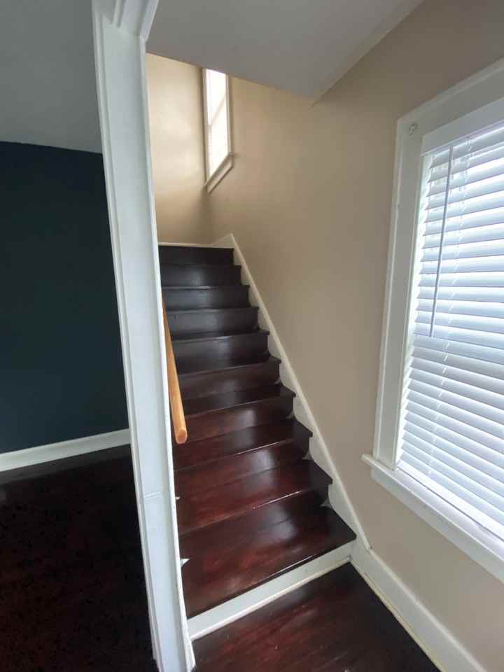 377 Parkside Dr #NA - Photo 7 of 34