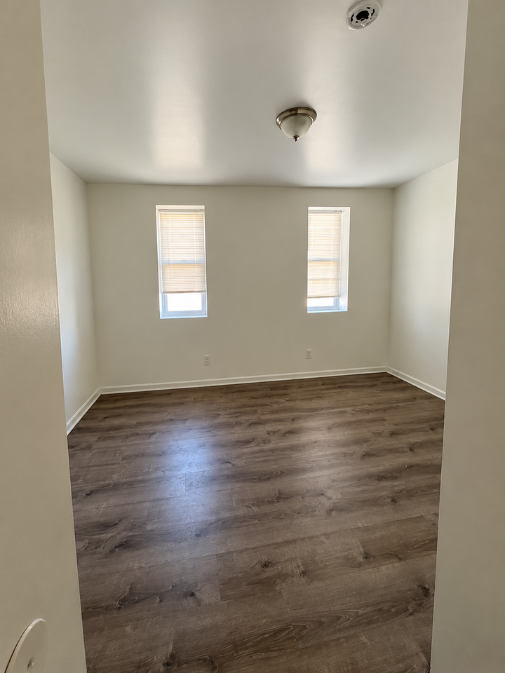 3135 N Bambrey St #NA - Photo 6 of 8