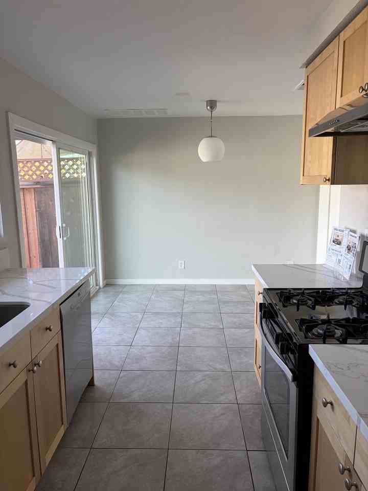 3680 Spyglass Way - Photo 2 of 15
