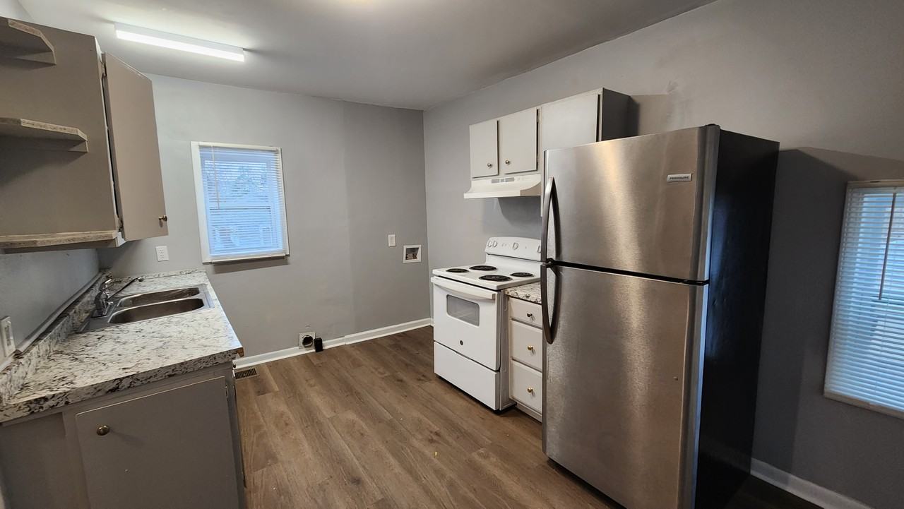724 Ben Hur Ave #NA - Photo 2 of 23