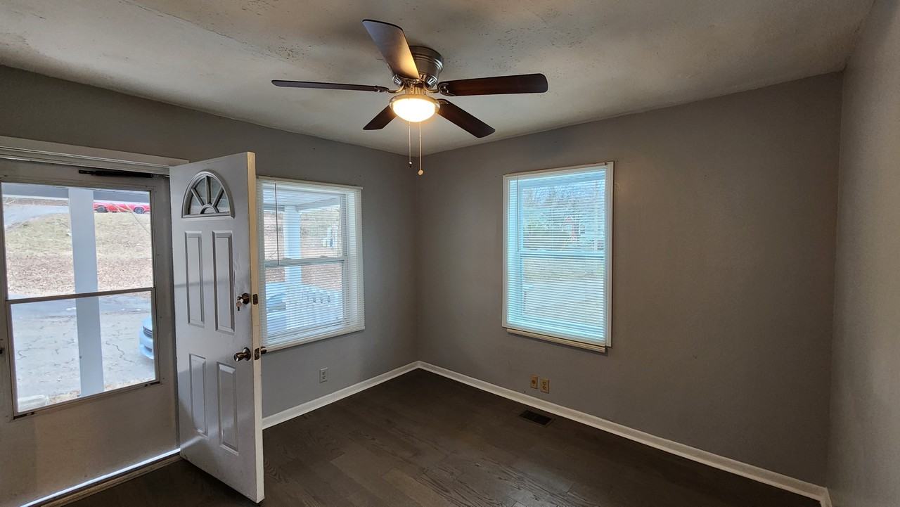 724 Ben Hur Ave #NA - Photo 5 of 23