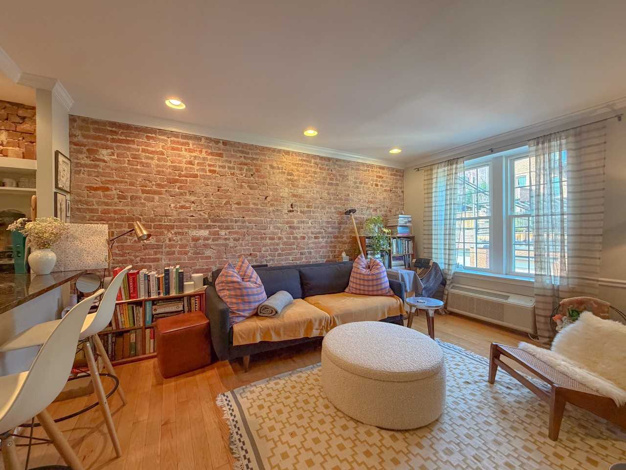 1833 California St Nw #1