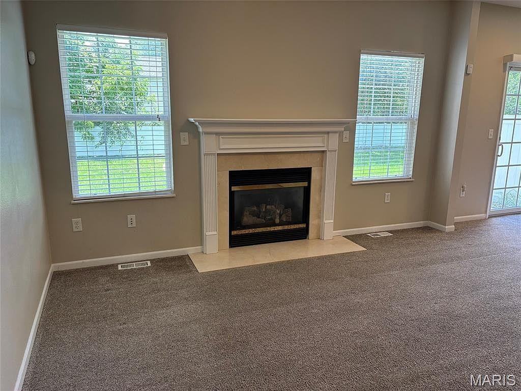 745 Erika St - Photo 7 of 11