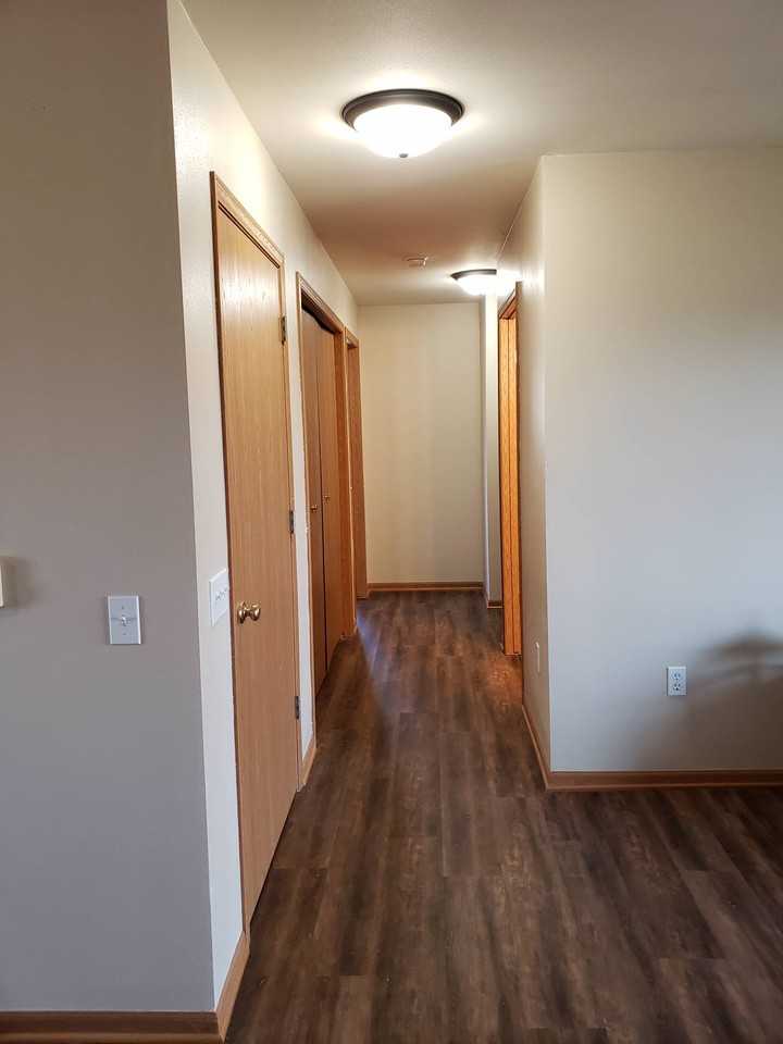 112 Lakewood Ter #3 - Photo 5 of 11