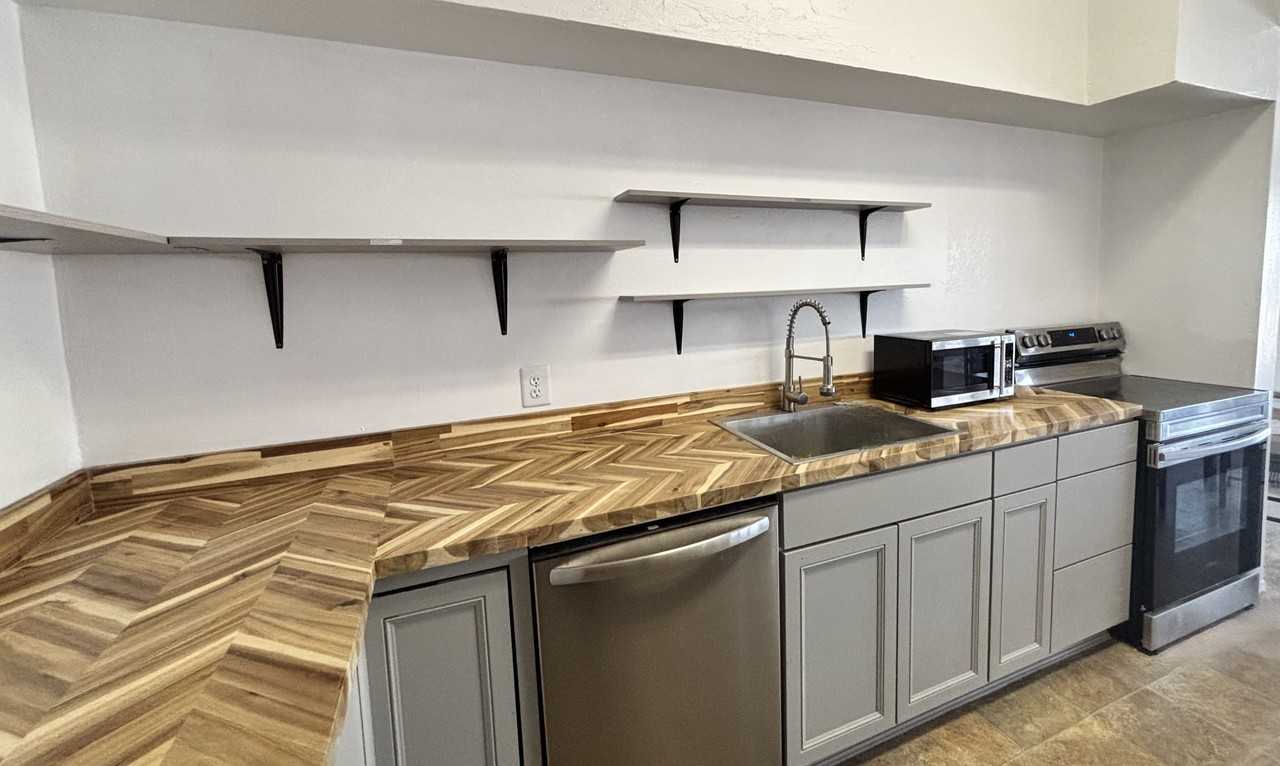 11999 W Grier Rd #1 - Photo 4 of 19