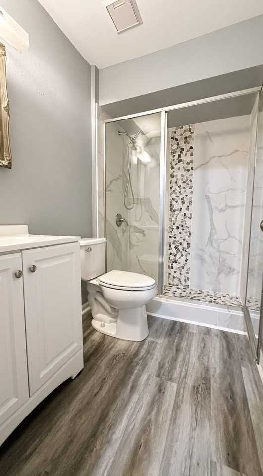 855 Hughey St #1 - Photo 3 of 6