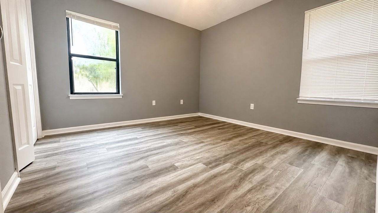 855 Hughey St #1 - Photo 6 of 6