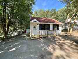 featured image of 3412 Garfield Avenue