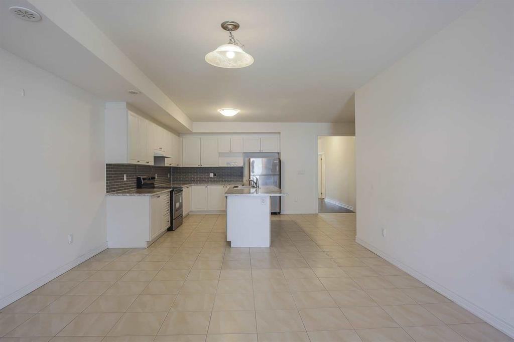 47 Luzon Ave - Photo 3 of 13