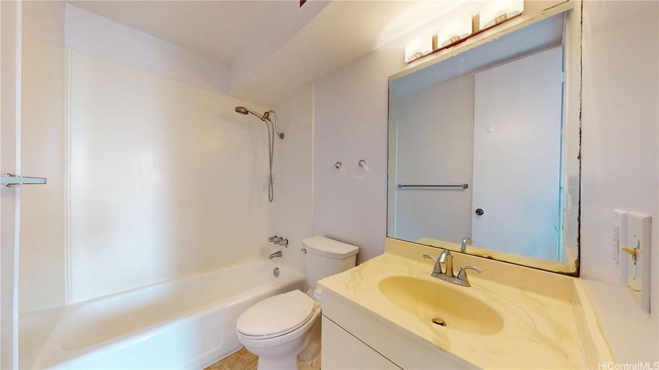 1015 Ala Napunani St #401 - Photo 7 of 25