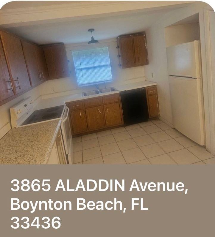 3865 Aladdin Ave