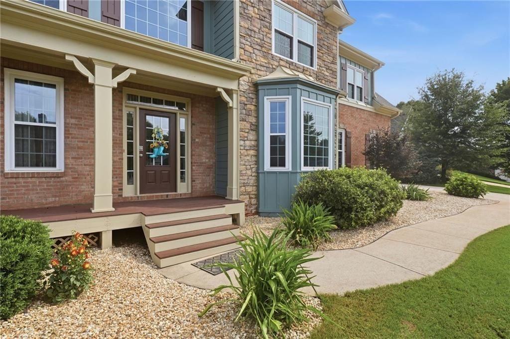 8205 Applewood Ct - Photo 6 of 45