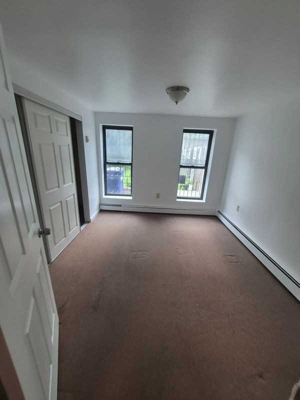 498 New Jersey Ave ##1 - Photo 2 of 5