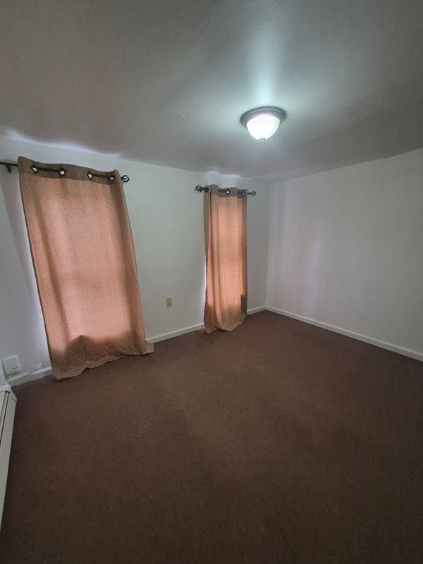 498 New Jersey Ave ##1 - Photo 3 of 5