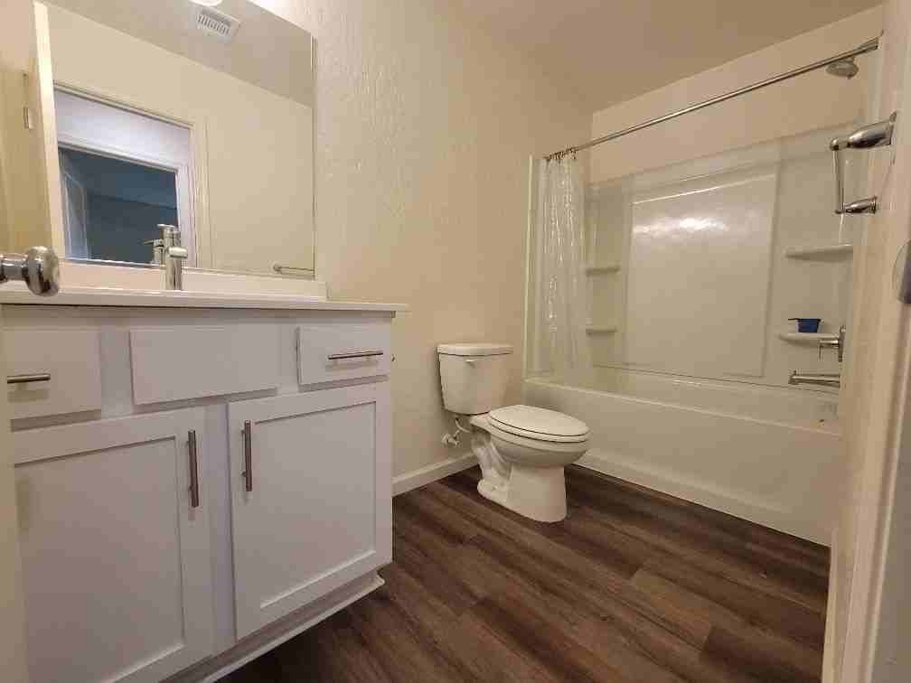675 Veronica St - Photo 6 of 19