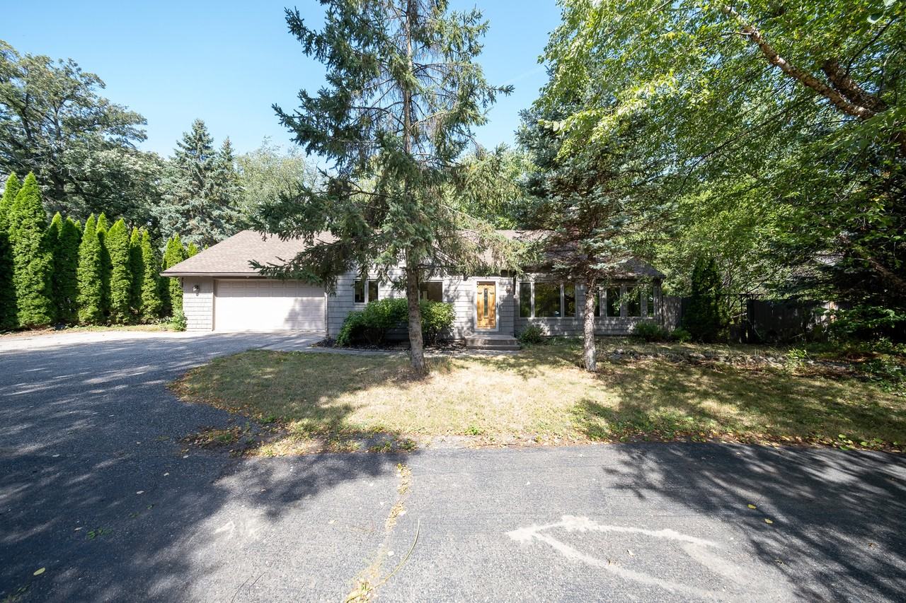 14510 Gleason Lake Dr - Photo 7 of 33