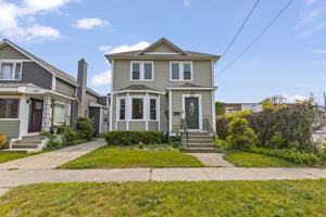 featured image of 199 Houston Ave