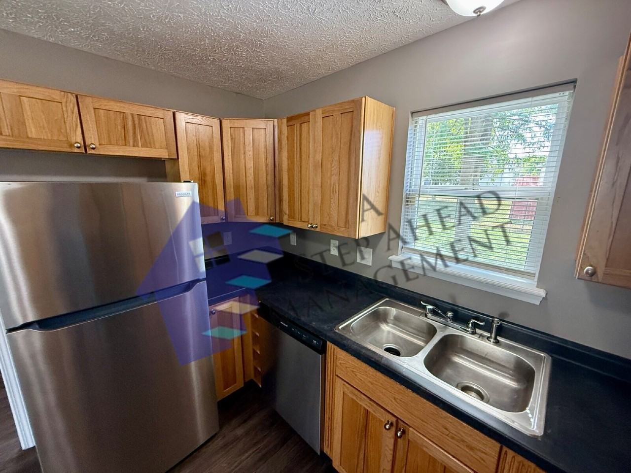 11129 Waterfield Pl - Photo 5 of 27