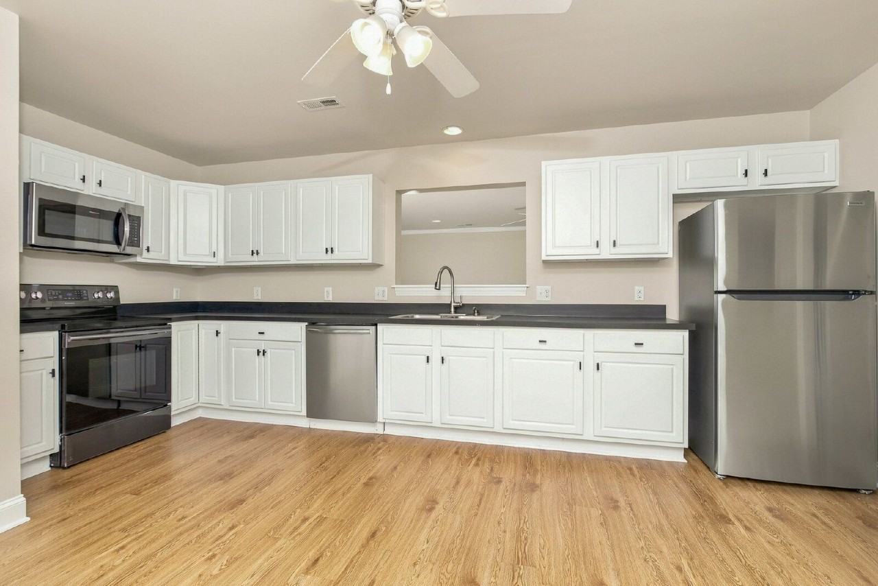 4009 Lucerne Ct #A - Photo 6 of 17