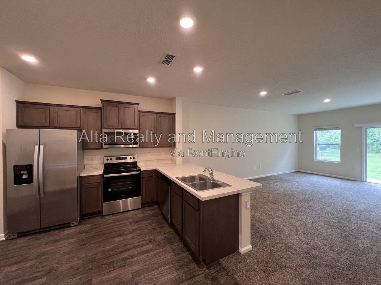 266 Aralia Ln - Photo 5 of 17