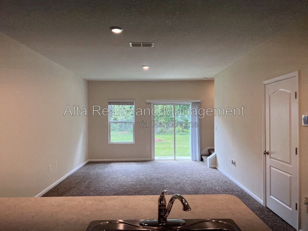 266 Aralia Ln - Photo 6 of 17