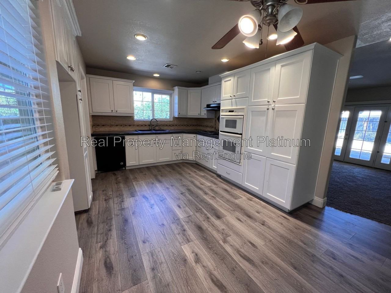 5957 E Fedora Ave - Photo 4 of 12