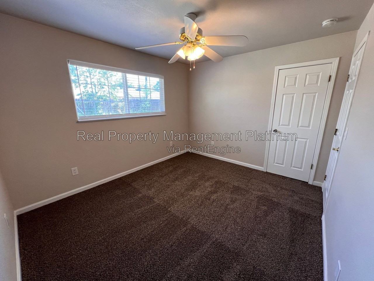 5957 E Fedora Ave - Photo 7 of 12