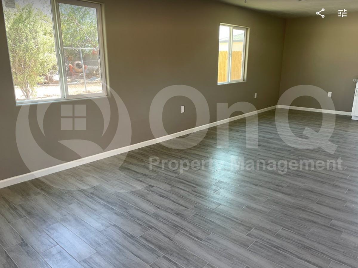 207 W Oklahoma St #2 - Photo 4 of 25
