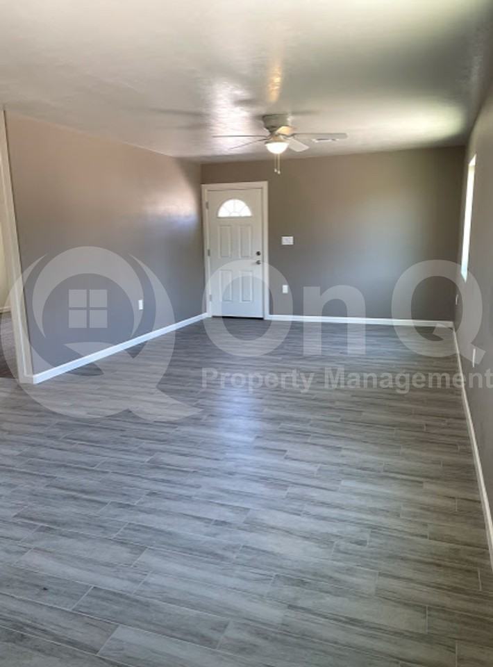 207 W Oklahoma St #2 - Photo 7 of 25