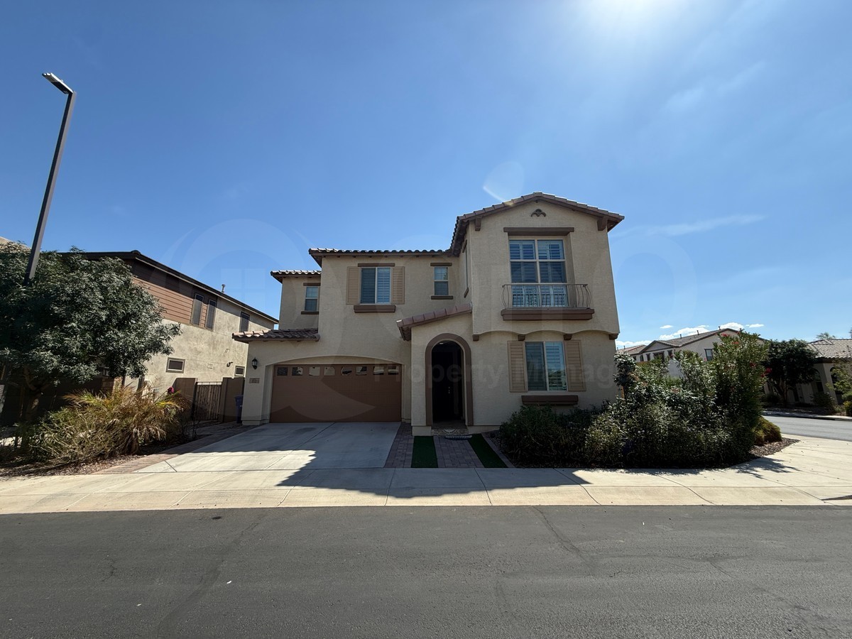 213 E Lantana Dr - Photo 2 of 41