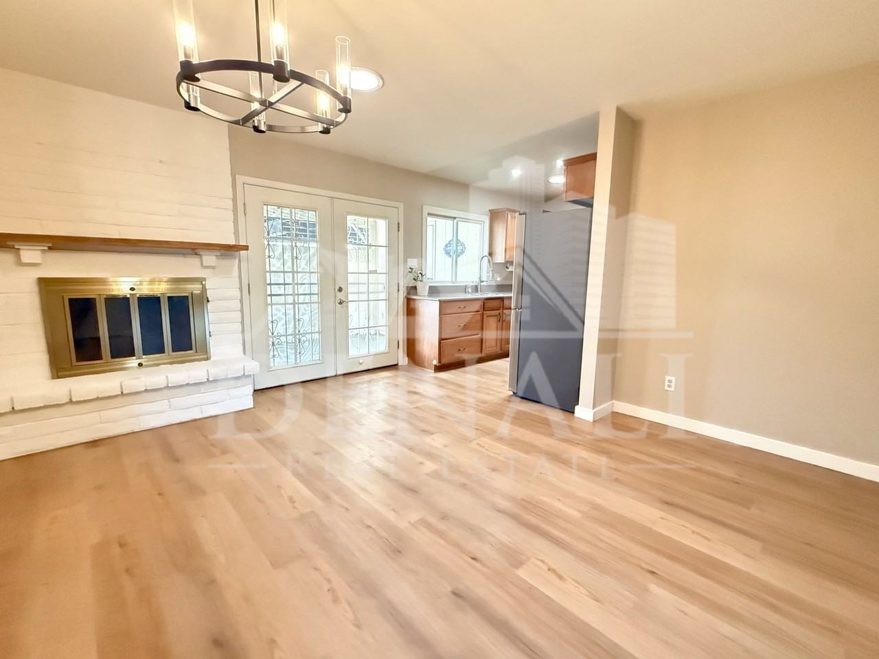 8314 E Keim Dr - Photo 5 of 21