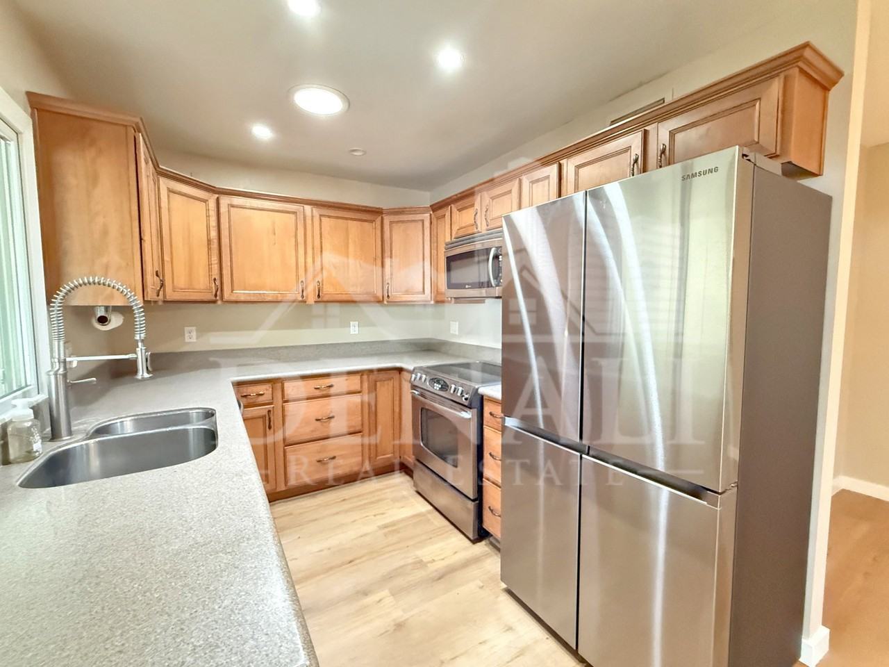 8314 E Keim Dr - Photo 7 of 21