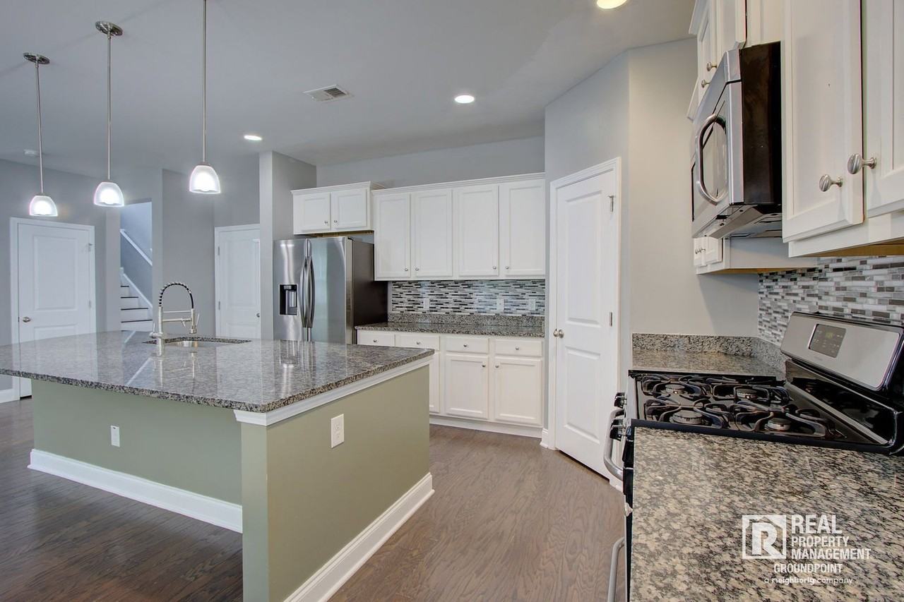 437 Forsters Tern St - Photo 6 of 35