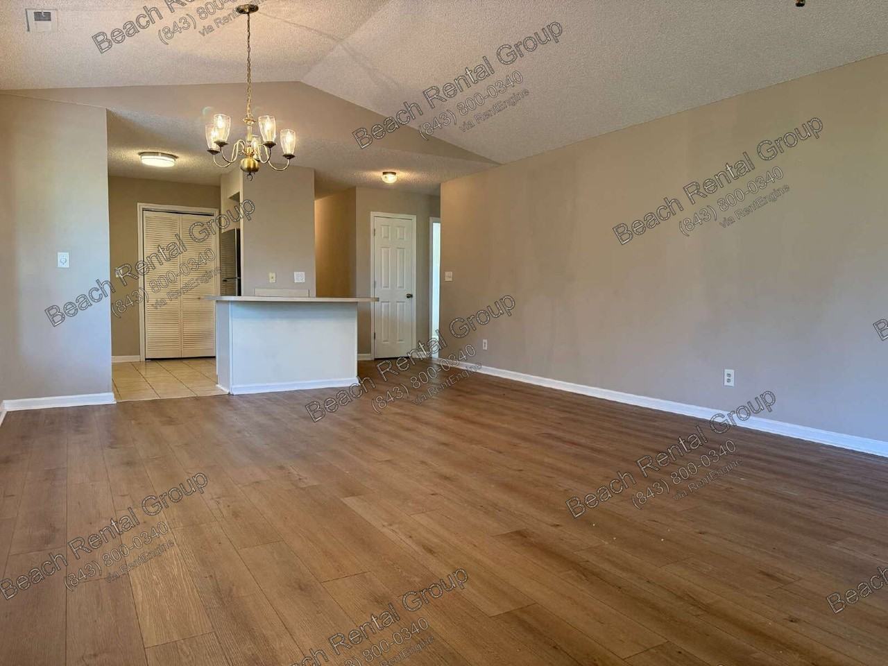 425 Spauldingwood Rd - Photo 3 of 19