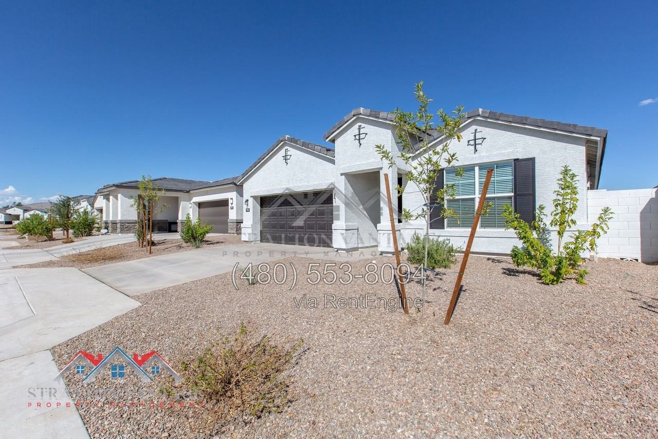 9981 N 177th Dr - Photo 2 of 42