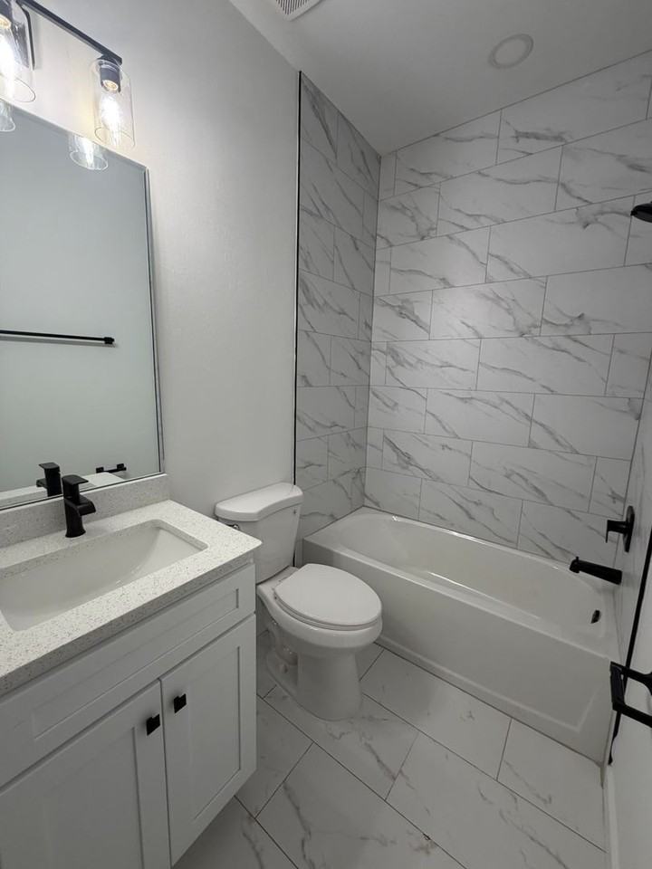 2103 Redmond St - Photo 6 of 20
