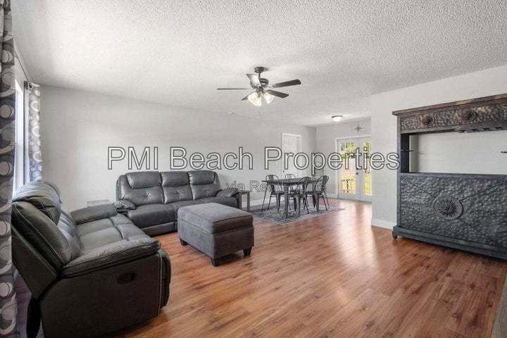2456 Se Melaleuca Blvd - Photo 4 of 14