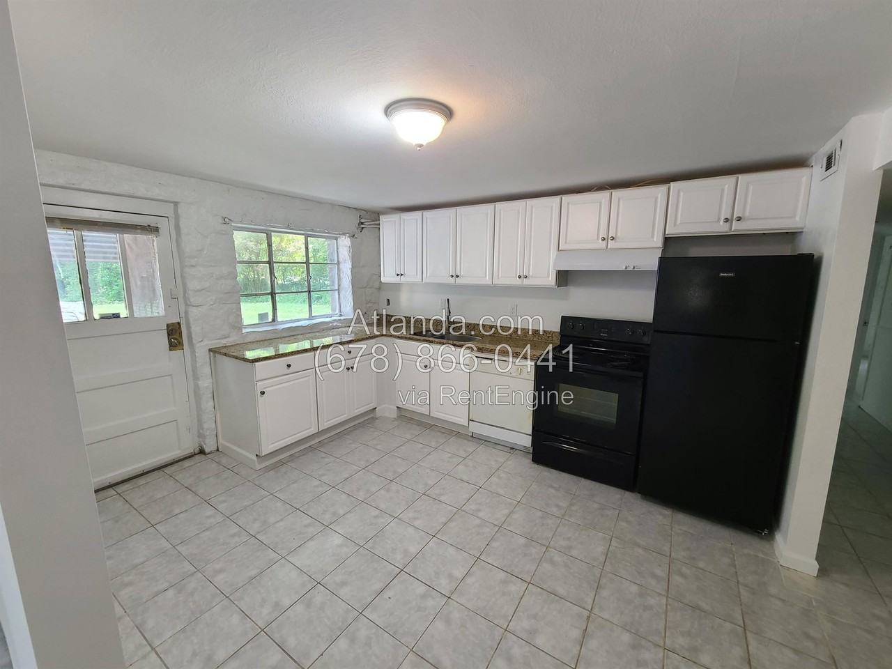 1118 Fayetteville Rd Se #B - Photo 4 of 13