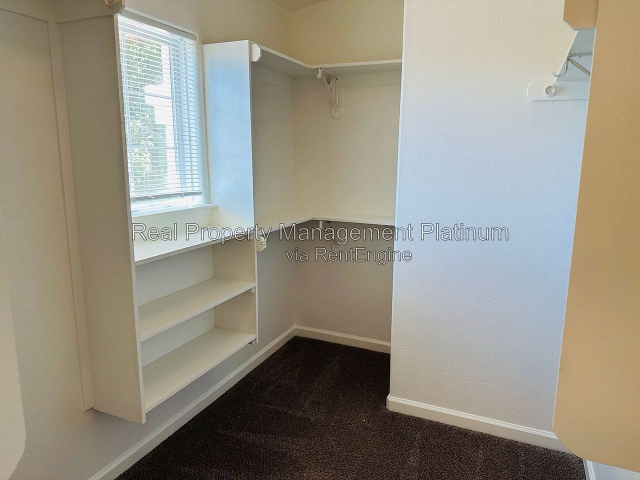 233 River Pt - Photo 7 of 18
