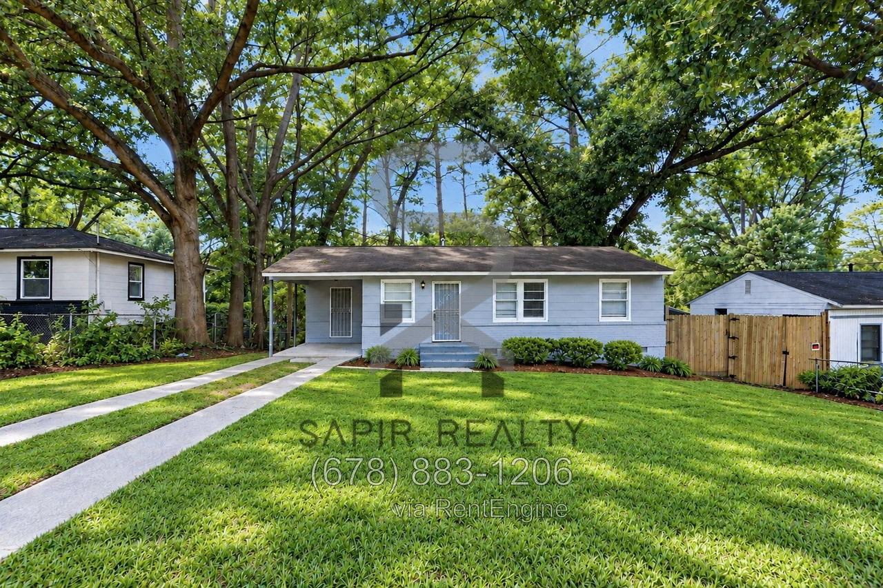 225 Glenrose Cir Sw