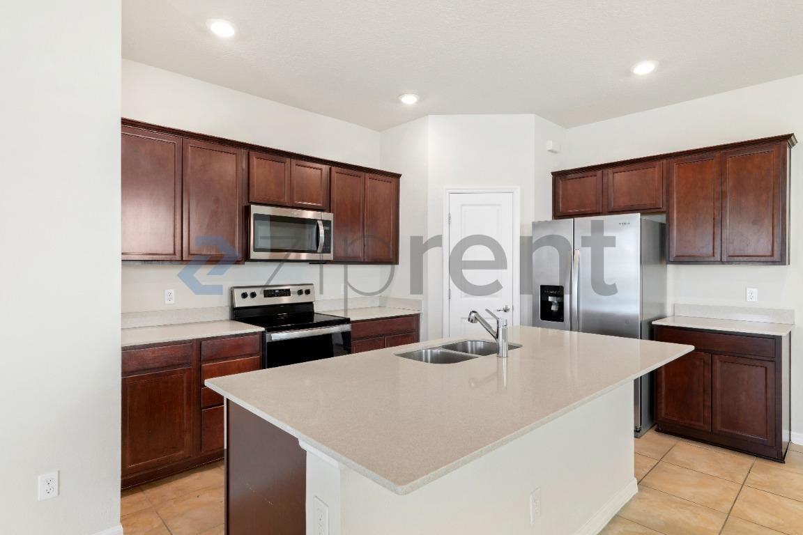 2713 Franklin Rd - Photo 7 of 35