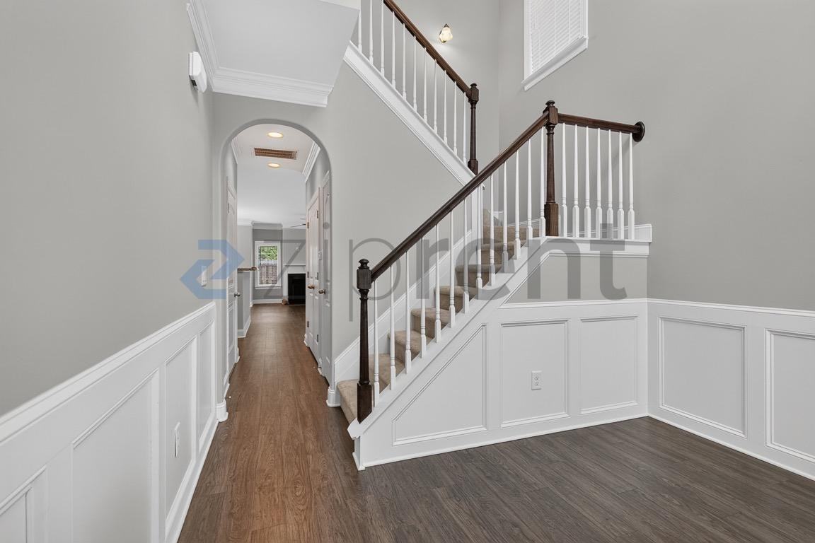 868 Silver Leaf Dr - Photo 4 of 27
