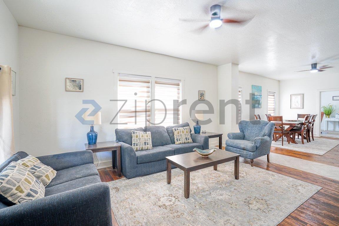 2719 Madison Ave #A - Photo 3 of 25
