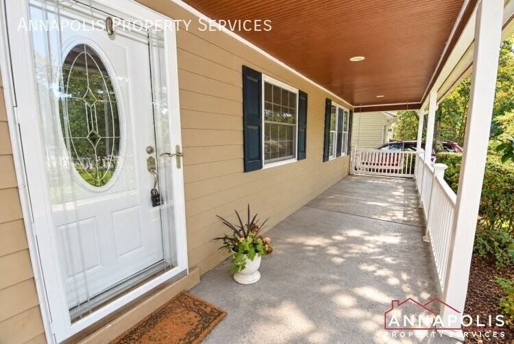 1229 Blue Ridge Pl - Photo 4 of 45